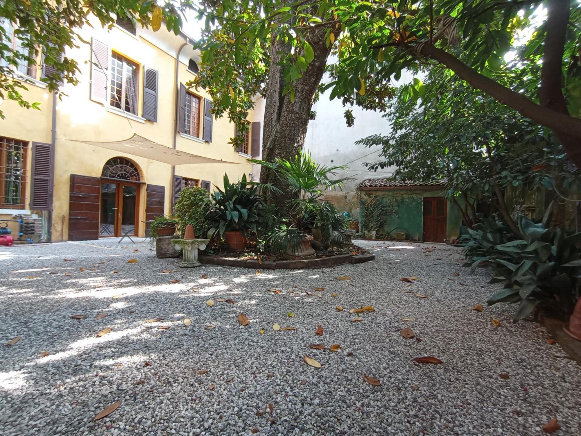 Magnolia Garden Apartman Ferrara Kültér fotó